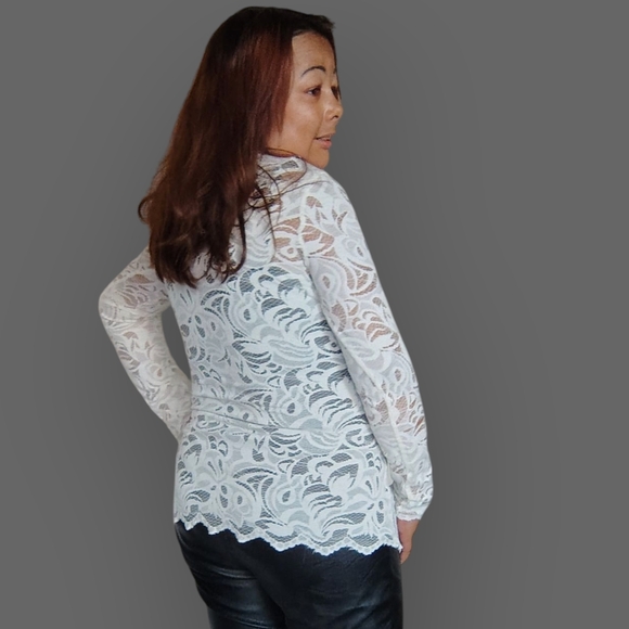 H&M Women's small Petite Elegant White Lace Blouse - Picture 5 of 16